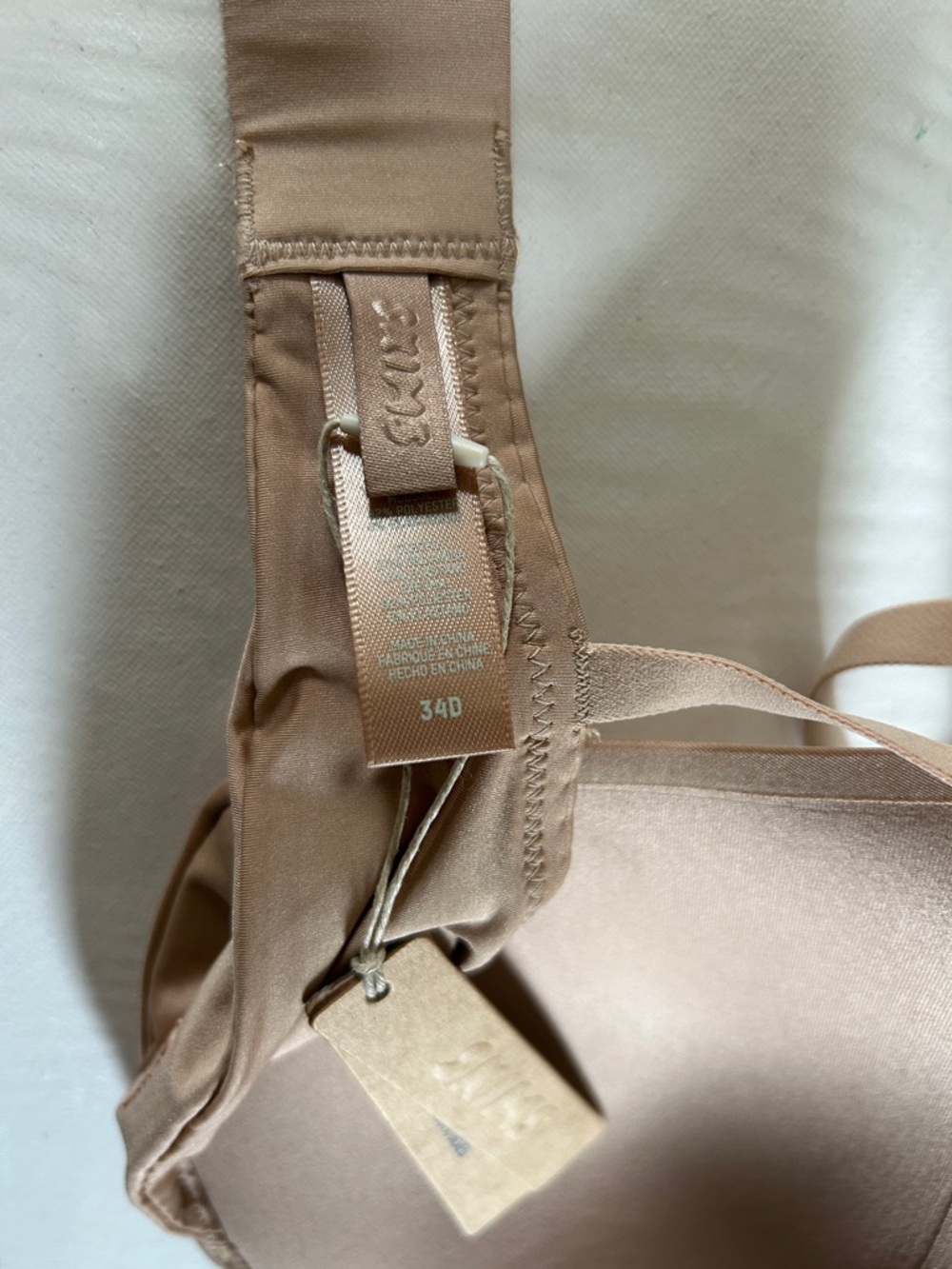 NWT SKIMS Wireless Form Push Up Plunge Bra in Clay - Picture 12 of 12